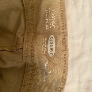 Old Navy pants size 4 - wore once